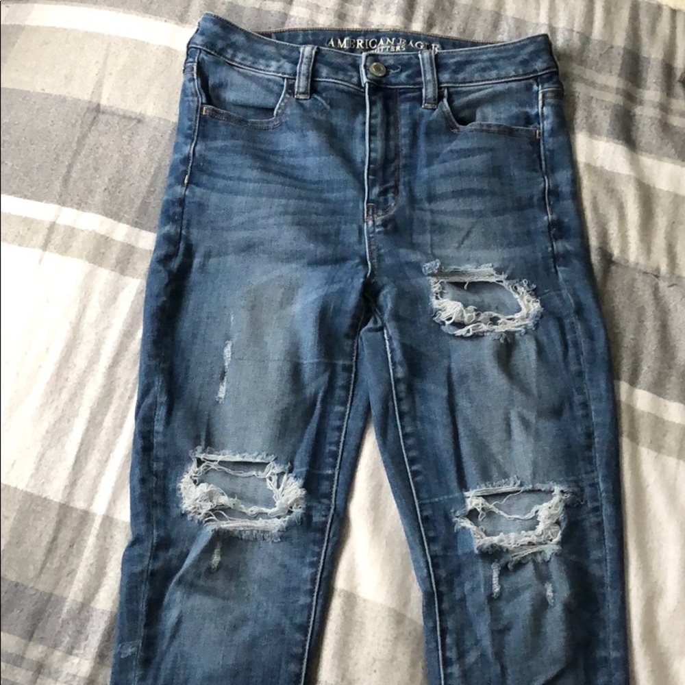 American Eagle Distressed Jeans